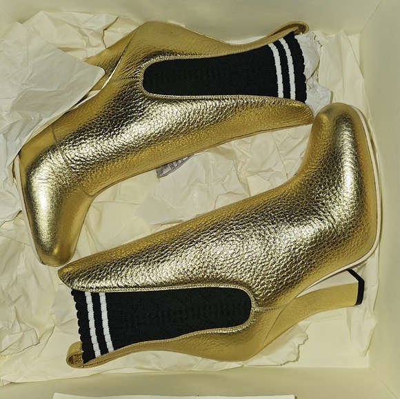 FENDIMetallic Leather Ankle Boots - Picture 4 of 7
